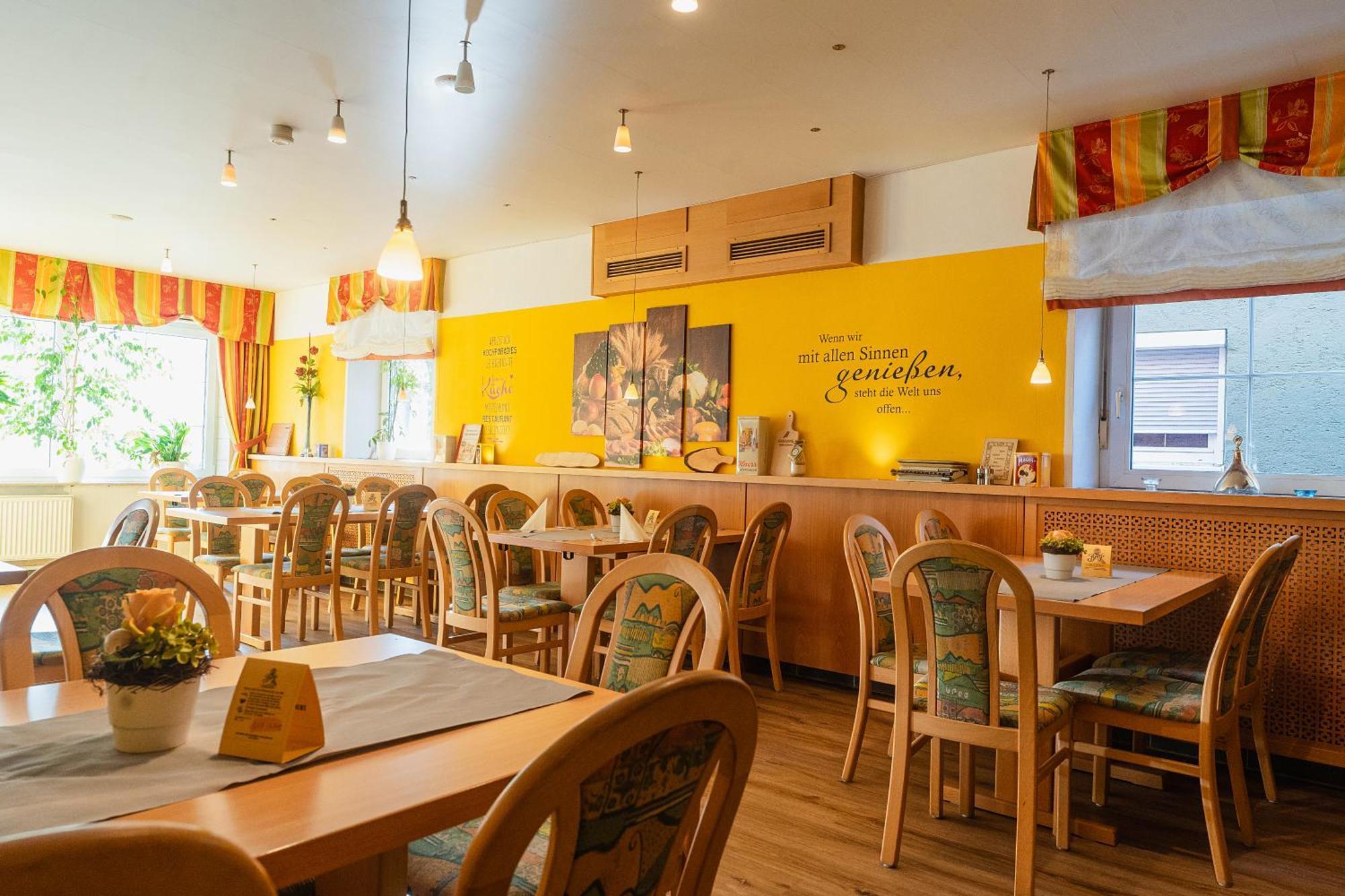 Hotel Restaurant Buergerstuben Altenstadt  Zewnętrze zdjęcie